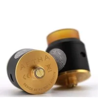 Artha BF RDA von Advken 24 mm (Selbstwickelverdampfer)Lieferumfang: 1 x Artha RDA, 1 x Doctor Coil Screwdriver1 x Bottom Feeder Pin2 x Coils2 x Screws, 3 x O-ringsEigenschaften: Konstruktion aus Edelstahl;510er-Gewindeanschluss;Durchmesser: 24 mm;24-Karat-vergoldetes Deck;Doppelpost-Design mit je einer Wickelöffnung;Doppelwickel-Konfiguration;Tiefer Liquid-Tank;Einstellbare seitliche Luftstromregulierung;810er-Drip Tip im Lieferumfang enthalten;Im Lieferumfang enthalten: Bottom-Feeder-Pin 5168Advken Vape22,40 CHFsmoke-shop.ch22,40 CHF Artha BF RDA von Advken 24 mm (Selbstwickelverdampfer)Lieferumfang: 1 x Artha RDA, 1 x Doctor Coil Screwdriver1 x Bottom Feeder Pin2 x Coils2 x Screws, 3 x O-ringsEigenschaften: Konstruktion aus Edelstahl;510er-Gewindeanschluss;Durchmesser: 24 mm;24-Karat-vergoldetes Deck;Doppelpost-Design mit je einer Wickelöffnung;Doppelwickel-Konfiguration;Tiefer Liquid-Tank;Einstellbare seitliche Luftstromregulierung;810er-Drip Tip im Lieferumfang enthalten;Im Lieferumfang enthalten: Bottom-Feeder-Pin 5168Advken Vape22,40 CHFsmoke-shop.ch22,40 CHF