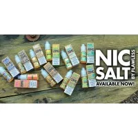Nic Salt - Lemon & Lime -20 mg Nikotinsalz 10mlLieferumfang: Nic Salt - Lemon &amp; Lime -20 mg Nikotinsalz 10ml10ml PetGeschmack:&nbsp; Das Lemon &amp; Lime Nikotinsalz Liquid ist eine köstliche Mischung aus Zitrusfrüchten um Ihnen eine frische und würzige Mischung zu geben.7259Flawless E-Liquid UK6,90&nbsp;CHFsmoke-shop.ch6,90&nbsp;CHF
