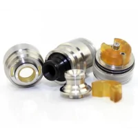 DDP ONE RDTA 22MM - Schwarz von DDP VapeInhalt1 x DDP Vape One RDTA2 x Getriebe (Einzel- und Doppelspule)1 x Dichtungssatz &amp; Werkzeuge1 x TascheDie DDP One RDTA ist eine kleine geschmacksorientierte RDTA mit 22 mm Durchmesser, die aus SS316L und Utlem hergestellt wird.Dank der 2 mitgelieferten Reduzierstücke bietet es die Möglichkeit, Einzel- oder Doppelspuleneinheiten herzustellen.Mit einem Fassungsvermögen von 2 ml kann sein Tank direkt aus dem Kammerreduzierer befüllt werden.Sein Luftstrom ist über seine obere Kappe einstellbar, ist aber dennoch für einen begrenzten Luftzug vorgesehen.Durchmesser: 22 mmHöhe: 24 mm (ohne Tropfnase)Höhe: 32 mm (mit Tropfnase)Gewicht: 23gFassungsvermögen: 2mlGehäuse: Edelstahl 316L (lebensmittelecht)Reduzierstück (Einzel- und Doppelspule): Ultem (Lebensmittelqualität)Panzer: MakrolonInterne Luftstromsteuerung: 2,5 mm / 1,5 mm9176DDP Vape98,00&nbsp;CHFsmoke-shop.ch98,00&nbsp;CHF