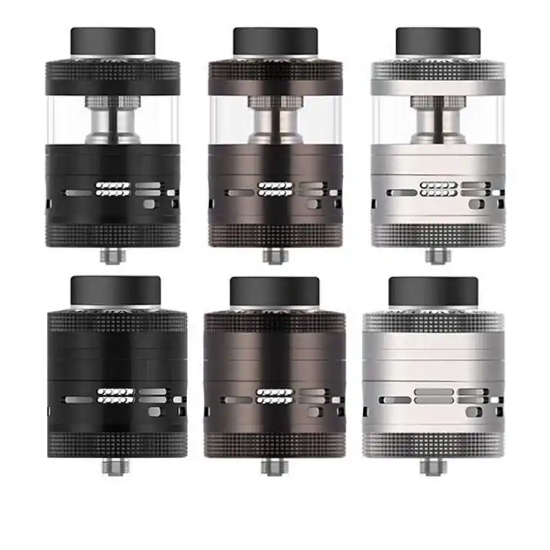 Aromamizer RAGNAR RDTA 18 ml von Steam Crave - SilberLieferumfang1x Steamcrave Aromamizer Ragnar RDTA1x Steamcrave Postless Deck1x Kaminreduzierung1x 18ml Glas1x Ersatzteil1x BedienungsanleitungSteamcrave bringt mit dem Ragnar RDTA den nächsten Riesen auf den Markt. Der Verdampfer hat einen Durchmesser von sagenhaften 35mm und passt damit perfekt auf den hauseigenen Hadron oder PMW Mod. Der Ragnar RDTA hat ein Fassungsvermögen von unglaublichen 18ml und bietet, wie von Steamcrave gewohnt, eine Menge Platz zum Wickeln. Man kann bei dem großzügig gestalteten Deck auch dicke Drähte oder Spezielwicklungen verwenden. Zudem ist der Verdampfer auf einen offenen Zug ausgelegt, was auch von dem 22mm Driptip im Honeycomb Design unterstrichen wird. Damit man auch problemlos das Mesh-Deck (nicht im Lieferumfang enthalten) nutzen kann, liegt ein Adapter bei, der die Kammer dementsprechend verkleinert. Somit hat man auch bei den diversen Verfügbaren Decks freie Auswahl. Somit ist der Steamcrave Aromamizer Ragnar RDTA ein vielseitig einsetzbarer und sehr hochwertig verarbeiteter Verdampfer, der insbesondere auf großen Akkuträgern optisch neue Maßstäbe setzt. Technische DatenMaße: 56,9mm x 35,0mmDrip Tip: 22mm Resin Drip TipDeck: Postless DeckZugverhalten: offenes DTLFüllvolumen: 18mlBefüllung: Topfill-SystemAirflow:  Stufenlos regulierbar 9409steam Crave59,90 CHFsmoke-shop.ch59,90 CHF
