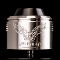 VALHALLA V2 - RDA 40MM vers. Farben (NEUE FARBEN) Vaperz CloudVALHALLA V2 - 2021 Version RDA 40MM vers. Farben (NEUE FARBEN)Der Valhalla V2 ist ein 40-mm-RDA mit 88 Ansaugluftströmungslöchern sowie einer 11-mm-tiefen Liquidwanne. Das Baudeck besteht aus vier 3,5-mm x 3,5-mm-Pfostenlöchern, die selbst extremste Bauarbeiten aufnehmen können.40 mm Außendurchmesser88 Einlass-Luftstrom-LöcherLuftstromdesign von oben nach untenVier 3,5 mm X 3,5 mm Stiftlöcher11 mm SaftquelleInnere ULTEM AFC-KammerULTEM-Kammer-ReduziererErsatzteil-BaggieLieferumfang:1x 40mm Walhalla V2 RDABeutel mit Ersatzteilen1x Ultem-Kammer-Reduzierer1x Innere Ultem AFC-Kammer9517Vaperz Cloud86,30 CHFsmoke-shop.ch86,30 CHF