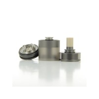 PIONEER 1.5 RTA 22MM 3.7ML von BP MODS - vers. FarbenLierumfang: 1 x Pionier-RTA1 x Abtropfschale aus Stahl3 x Tropferspitzen (Ultem, Peek, Pctg)3 x Tanks (Ultem, Pc, Pctg)3 x Pins 510 / Luftstrom (0,8, 1,2, 1,5 mm)1 x Ersatzsatz Schrauben und Dichtungen1 x BenutzerhandbuchFarbauswahl: Silber oder DLC Schwarz9747BP MODS42,00 CHFsmoke-shop.ch42,00 CHF