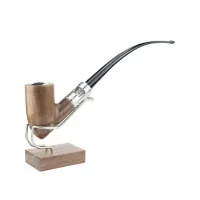 Epipe Gandalf Walnut 18500 - Créavap ink. Drip TipLieferumfang: 1x Epipe Gandalf Walnut 18500 - Créavap  Verkauft mit dem Churchwarden-Stamm 8″.Mechanische E-PipeAusgangsspannung: 3,7VKompatible Batterie: 18500Verbinder: 510 einstellbar durch Federstift 22mm (Edelstahl)Schüsseldurchmesser: 34 mmSchüsselhöhe: 86 mmGewicht: 126g (mit Batterie)Schwarzes Delrin-InnenhemdMit dem Créavap-Logo gravierter AluminiumschalterDer auf dem Foto gezeigte Ständer und der Verdampfer ist nicht im Lieferumfang enthalten.$Langes Gandalf Drip Tip ist dabei9860Creavap E-Pipes249,90 CHFsmoke-shop.ch249,90 CHF