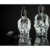 Totenkopf Glas-Flasche Leer 30mlLieferumfang:  1x Totenkopf Flasche Leer 30ml mit PipetteFarbe: durchsichtig mit blau , schwarz oder durchsichtiges Glas (Weiss)10020Flaschen5,90 CHFsmoke-shop.ch5,90 CHF