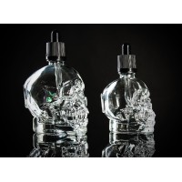 Totenkopf Glas-Flasche Leer 30ml - schwarzLieferumfang:  1x Totenkopf Flasche Leer 30ml mit PipetteFarbe: durchsichtig mit blau , schwarz oder durchsichtiges Glas (Weiss)10020Flaschen5,80 CHFsmoke-shop.ch5,80 CHF