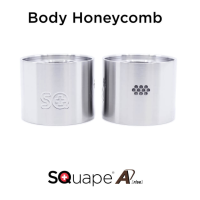 Gehäuse Body SQuape A[rise] - SilberLieferung: 1 x Gehäuse "Honeycomb" SQuape A[rise]Das Gehäuse "Honeycomb" ist eine weitere untere Tanksektion beim SQuape A[rise] und anstelle von grossen Luftlöchern verfügt dieses Gehäuse über 10 kleine Luftlöcher auf beiden Seiten. Dieses Gehäuse mit der Honeycomb Luftführung ist speziell für RDL und MTL Setups gedacht sowie erhält Ihr SQuape A[rise] einen neuen Look.Das Gehäuse wird ohne O-Ringe ausgeliefert. Sie benötigen für die Zusammenstellung eines kompletten SQuape A[rise] zusätzlich: Ersatzset, Base, Closing Ring, Tank (PSU, Edelstahl, Quartzglas), Kamin, Top Cap und allenfalls ein SQuip Tip. Material: Edelstahl 316L10195Stattqualm / Squape11,60 CHFsmoke-shop.ch11,60 CHF