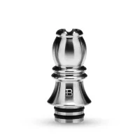 Kizoku Chess 510 Drip Tip - Schwarz / EdelstahlLieferumfang: 1x Kizoku Chess 510 Drip Tip Series Schwarz / Edelstahl vers. AusführungenKIZOKU Chess 510s sind Edelstahl-Tropfspitzen ausschließlich für MTL- und Niedrigtemperatur-Zerstäuber. Es gibt sie in vier verschiedenen, von Schachfiguren inspirierten Designs, die am besten auf Tanks und Klarsichtzerstäubern der alten Schule wie dem Nautilus Mini aussehen. Diese Spitzen haben eine schmale Bohrung, die ideal für einen verbesserten Halsschlag von Nic SaltLieferumfang: 1 Stück (Auswählbar)8779Kizoku1,50&nbsp;CHFsmoke-shop.ch1,50&nbsp;CHF