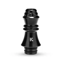 Kizoku Chess 510 Drip Tip - Schwarz / EdelstahlLieferumfang: 1x Kizoku Chess 510 Drip Tip Series Schwarz / Edelstahl vers. AusführungenKIZOKU Chess 510s sind Edelstahl-Tropfspitzen ausschließlich für MTL- und Niedrigtemperatur-Zerstäuber. Es gibt sie in vier verschiedenen, von Schachfiguren inspirierten Designs, die am besten auf Tanks und Klarsichtzerstäubern der alten Schule wie dem Nautilus Mini aussehen. Diese Spitzen haben eine schmale Bohrung, die ideal für einen verbesserten Halsschlag von Nic SaltLieferumfang: 1 Stück (Auswählbar)8779Kizoku1,50&nbsp;CHFsmoke-shop.ch1,50&nbsp;CHF