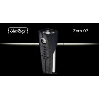 Zero 07 von Sunbox (18650 Tube Box Mod)Die Zero 07 von Sunbox ist ein sehr kleiner 18650 Akkuträger mit einem Bomber Pro Chip von Omegavaper. Die Zero 07 liegt ausserordentlich gut in der Hand und ist komfortable zu bedienen. Das Design ist typisch Sunbox und sehr gut verarbeitet. Features: Bomber Pro Tube, Grösse 18650Bomber Pro Chip von Omegavaper: mechanische Leistungsabgabe mit elektronischem System.Tube aus SS 316Gehäuse aus PA12-NylonGoldkontakteverstellbarer Pin: die Höhe des positiven Pins kann für die beste Luftpositionierung eingestellt werden (Inbusschlüssel im Lieferumfang enthalten)Peak-IsolatorenRTA / RDA bis 24mm510 AnschlussTube kann einfach gewechselt werden für einen neuen Look! 18650 Zero Series Tube kompatibel Hinweis: Bitte installieren Sie einen der mitgelieferten O-Ringe auf dem Catch Cup, um:Kratzer zu vermeidenVermeidung von Verklemmungen am SockelVermeiden Sie gefährlichen hohen Druck auf den Pindie Verdampfer-Base abzudichten und Probleme mit undichten Verdampfern zu vermeidenungenauen Gewinde bei Verdampfern mehr Stabilität zu verleihen10550Sunbox152,00 CHFsmoke-shop.ch152,00 CHF