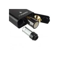 V5 Nano Vaporizer von Flowermate SchwarzLieferumfang:1x Pflegeset1x V5 Nano Vaporizer1x Mundstück aus Borosilikatglas1x 18650 Lithium-Ion 2500 mAh Akku5x Siebe für Mundstück und Kräuterkammer1x Fülltrichter1x Edelstahl Behälter1x Behälter für Wax/Liquid1x Micro USB Kabel1x BedienungsanleitungHergestellt ist der V5 Nano Vaporizer aus einem Metallgehäuse. Er ist hochwertig verarbeitet und liegt mit seinen Massen von 120 mm x 50 mm x 20 mm sehr gut in der Hand.Unter der Abdeckung unter am Vaporizer wird ein 18650 Akku eingelegt, so wird der V5 Nano mit genügend Power für mehrere Sessions versorgt. Zusätzlich verfügt er über einen Micro USB-Anschluss, über den er auch aufgeladen werden kann.Auf dem OLED Display lassen sich alle Informationen ablesen und über die Knöpfe an der Seite auch alle Einstellungen vornehmen. So kann die Temperatur in 1° C Schritten präzise von 40° C bis 230° C eingestellt werden. Die Aufheizzeit beträgt etwa 30 Sekunden.Der V5 Nano verfügt über ein Fach für das Glasmundstück, so ist es immer dabei. Dieses Mundstück wird durch Aufschieben der oberen Klappe auf den Vaporizer geschraubt.Die Keramikkammer und das Mundstück aus Borosilikatglas versprechen reinen und unverfälschten Geschmack. Weiter verfügt er auch über eine Kapsel für Liquids oder Wachse.7486Weecke Tobacco Vaporizer Expert139,90 CHFsmoke-shop.ch139,90 CHF V5 Nano Vaporizer von Flowermate SchwarzLieferumfang:1x Pflegeset1x V5 Nano Vaporizer1x Mundstück aus Borosilikatglas1x 18650 Lithium-Ion 2500 mAh Akku5x Siebe für Mundstück und Kräuterkammer1x Fülltrichter1x Edelstahl Behälter1x Behälter für Wax/Liquid1x Micro USB Kabel1x BedienungsanleitungHergestellt ist der V5 Nano Vaporizer aus einem Metallgehäuse. Er ist hochwertig verarbeitet und liegt mit seinen Massen von 120 mm x 50 mm x 20 mm sehr gut in der Hand.Unter der Abdeckung unter am Vaporizer wird ein 18650 Akku eingelegt, so wird der V5 Nano mit genügend Power für mehrere Sessions versorgt. Zusätzlich verfügt er über einen Micro USB-Anschluss, über den er auch aufgeladen werden kann.Auf dem OLED Display lassen sich alle Informationen ablesen und über die Knöpfe an der Seite auch alle Einstellungen vornehmen. So kann die Temperatur in 1° C Schritten präzise von 40° C bis 230° C eingestellt werden. Die Aufheizzeit beträgt etwa 30 Sekunden.Der V5 Nano verfügt über ein Fach für das Glasmundstück, so ist es immer dabei. Dieses Mundstück wird durch Aufschieben der oberen Klappe auf den Vaporizer geschraubt.Die Keramikkammer und das Mundstück aus Borosilikatglas versprechen reinen und unverfälschten Geschmack. Weiter verfügt er auch über eine Kapsel für Liquids oder Wachse.7486Weecke Tobacco Vaporizer Expert139,90 CHFsmoke-shop.ch139,90 CHF