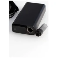 V5 Nano Vaporizer von Flowermate SchwarzLieferumfang:1x Pflegeset1x V5 Nano Vaporizer1x Mundstück aus Borosilikatglas1x 18650 Lithium-Ion 2500 mAh Akku5x Siebe für Mundstück und Kräuterkammer1x Fülltrichter1x Edelstahl Behälter1x Behälter für Wax/Liquid1x Micro USB Kabel1x BedienungsanleitungHergestellt ist der V5 Nano Vaporizer aus einem Metallgehäuse. Er ist hochwertig verarbeitet und liegt mit seinen Massen von 120 mm x 50 mm x 20 mm sehr gut in der Hand.Unter der Abdeckung unter am Vaporizer wird ein 18650 Akku eingelegt, so wird der V5 Nano mit genügend Power für mehrere Sessions versorgt. Zusätzlich verfügt er über einen Micro USB-Anschluss, über den er auch aufgeladen werden kann.Auf dem OLED Display lassen sich alle Informationen ablesen und über die Knöpfe an der Seite auch alle Einstellungen vornehmen. So kann die Temperatur in 1° C Schritten präzise von 40° C bis 230° C eingestellt werden. Die Aufheizzeit beträgt etwa 30 Sekunden.Der V5 Nano verfügt über ein Fach für das Glasmundstück, so ist es immer dabei. Dieses Mundstück wird durch Aufschieben der oberen Klappe auf den Vaporizer geschraubt.Die Keramikkammer und das Mundstück aus Borosilikatglas versprechen reinen und unverfälschten Geschmack. Weiter verfügt er auch über eine Kapsel für Liquids oder Wachse.7486Weecke Tobacco Vaporizer Expert139,90 CHFsmoke-shop.ch139,90 CHF V5 Nano Vaporizer von Flowermate SchwarzLieferumfang:1x Pflegeset1x V5 Nano Vaporizer1x Mundstück aus Borosilikatglas1x 18650 Lithium-Ion 2500 mAh Akku5x Siebe für Mundstück und Kräuterkammer1x Fülltrichter1x Edelstahl Behälter1x Behälter für Wax/Liquid1x Micro USB Kabel1x BedienungsanleitungHergestellt ist der V5 Nano Vaporizer aus einem Metallgehäuse. Er ist hochwertig verarbeitet und liegt mit seinen Massen von 120 mm x 50 mm x 20 mm sehr gut in der Hand.Unter der Abdeckung unter am Vaporizer wird ein 18650 Akku eingelegt, so wird der V5 Nano mit genügend Power für mehrere Sessions versorgt. Zusätzlich verfügt er über einen Micro USB-Anschluss, über den er auch aufgeladen werden kann.Auf dem OLED Display lassen sich alle Informationen ablesen und über die Knöpfe an der Seite auch alle Einstellungen vornehmen. So kann die Temperatur in 1° C Schritten präzise von 40° C bis 230° C eingestellt werden. Die Aufheizzeit beträgt etwa 30 Sekunden.Der V5 Nano verfügt über ein Fach für das Glasmundstück, so ist es immer dabei. Dieses Mundstück wird durch Aufschieben der oberen Klappe auf den Vaporizer geschraubt.Die Keramikkammer und das Mundstück aus Borosilikatglas versprechen reinen und unverfälschten Geschmack. Weiter verfügt er auch über eine Kapsel für Liquids oder Wachse.7486Weecke Tobacco Vaporizer Expert139,90 CHFsmoke-shop.ch139,90 CHF