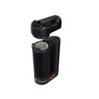 Crafty+ Vaporizer - von Storz & Bickel DeutschlandVaporisateur Crafty - Vaporizer - von Storz &amp; Bickel DeutschlandLieferumfang: - 1* Crafty+- 1* USB-Kabel- 1* Satz Ersatzdichtungen- 1* Satz Ersatzgrills- 2* Tropfpads- 1* Dosierkapsel- 1* Reinigungsbürste- 1* GebrauchsanweisungCrafty+ ist der neue tragbare Verdampfer von Storz und Bickel.Die verbesserte Version von Crafty.Schnelleres Laden, längere Lebensdauer der Batterie.Leistung und Portabilität. Größe: 11cm*5.7cm*3.3cm.Nur 133 Gramm.10882Storz & Bickel 228,00 CHFsmoke-shop.ch228,00 CHF