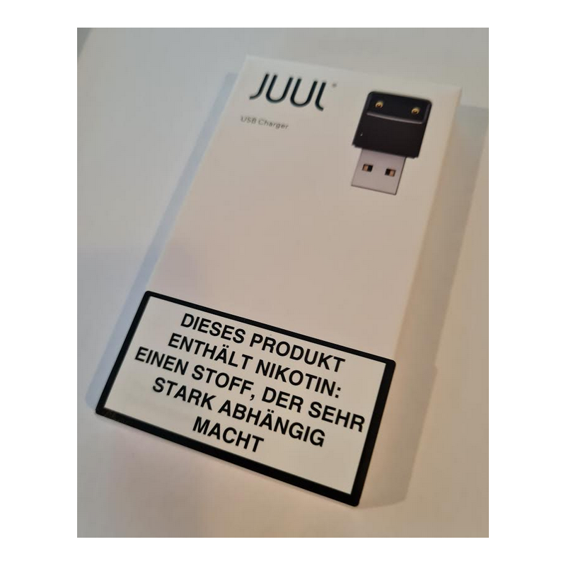 Juul USB Charger Ladegerät für JuulLieferumfang: 1x Juul USB Charger Ladegerät für JuulHält die Juul dank magnetischer Halterung sicher und fest. 6656Juul1,50 CHFsmoke-shop.ch1,50 CHF