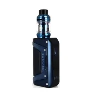 KIT AEGIS LEGEND 200W TC (+ Z SUB 5,5ML) GEEKVAPE KitKIT AEGIS LEGEND 2 200W TC (+ Z SUB 5,5ML) GEEKVAPE KitDie Aegis-Serie von Geekvape wird mit dem Legend 2-Kit vervollständigt, das bis zu 200W Leistung entwickeln kann und über variable Wattage-, Bypass-, VPC-, Kurven- und Temperaturregelungsmodi verfügt.  Wie so oft bei Geekvape, ist es stoßfest, wasserdicht, staubdicht und kann extremen Temperaturen von -20 bis 50 Grad standhalten. Das Kit kommt mit einem Z Sub-ohm-Zerstäuber mit einer Kapazität von 5,5 ml. Betrieben mit 2x 18650 (nicht im Lieferumfang dabei) 11008geekvape89,90 CHFsmoke-shop.ch89,90 CHF