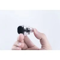 Kit RPM 4 Pod System - 1650mah - 5ml SmokKit RPM 4 Pod System  - 1650mah - 5ml SmokInhalt: 1 x RPM4 1 x RPM 4 LP2 5ml Kartusche (LP2 Mesh-Widerstand 0,23 Ohm vorinstalliert)1 x RPM-Patrone RPM 4 5ml (Mesh-Widerstand 0,4 Ohm vorinstalliert)1 x USB Typ-C Kabel1 x BenutzerhandbuchTECHNISCHE DATENMaterialien LederArt der Materialien PodsIntermediate KitsTyp der Bausätze Pod-BausätzeBatterietyp IntegriertLebensdauer der Batterie 1650 mAhNur Micro-USB-LadenMaximale Leistung 60WLuftstromEinstellbarer Luftstrom JaFassungsvermögen (ml) 5 mlSeitliche FüllungTropfenspitzen-Typ SonstigesAnschlüsse SonstigesElektronische Schutzeinrichtungen JaWiderstände von 0,5 bis 1 Ohm11130Smoketech29,90 CHFsmoke-shop.ch29,90 CHF