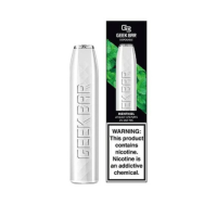 Kit Geek Bar 2ml 20mg Menthol - Geekvape (Einweg E-Zigarette)Lieferumfang: 1x Kit Geek Bar 2ml 20mg Menthol - Geekvape (Einweg E-Zigarette)2ml Hülse mit außergewöhnlichen fruchtigen Aromen.Vorgefüllte Hülse. TPD BEREITSchlankes, modernes und diskretes Format.Eingebauter 500mAh-Akku.Automatische Auslösung.20mg Nikotin Flüssigkeit.Vape 550 Züge auf Ihrer E-Zigarette mit großartigem Geschmack.11223geekvape4,10 CHFsmoke-shop.ch4,10 CHF