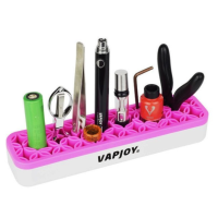 Silikon Halterung - Vapjoy - Ständer - PinkSilikon Halterung - Vapejoy - Ständer - PinkIdeal für die Organisation Ihres PlatzesSilikon: Passt sich verschiedenen Formen an und bietet optimalen Halt. Farbe: Pink11240Smoke-Shop.ch9,90 CHFsmoke-shop.ch9,90 CHF