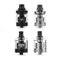 Gata RTA – qp Design 4 ml (Selbstwickelverdampfer)Gata RTA – qp Design 4 ml (Selbstwickelverdampfer)Der kanadische Gata RTA von QP Design ist nicht nur ein DL-Verdampfer, sondern bietet dir außerdem die MTL-Option. Auch die Liquidkapazität kann sich mit 4,0 ml wirklich sehen lassen.Technische Daten:&nbsp;Durchmesser: 24 mmLiquidkapazität: 4,0 mlPostless DeckDas wohl beste Feature ist, dass du zwischen MTL und DL wechseln kannst. Dafür musst du lediglich den Airflow Ring wechseln.Platz gespart wurde durch das Postless Deck eine Menge. So hast du&nbsp; 4,0 ml Füllvolumen, die dir zur Verfügung stehen, eine wirklich beachtliche Größe bei der MTL-Einstellung.Doch hattest du schon mal einen komplett durchsichtigen Tank? Dir wird sogar noch ein transparenter Tank mitgeliefert, den du dann austauschen kannst! Das ist echt einzigartig, deshalb bekommst du noch ein Echtheitszertifikat mit Seriennummer beigelegt.&nbsp;11546qp design65,20&nbsp;CHFsmoke-shop.ch65,20&nbsp;CHF