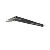 Keramik Pinzette elbow - gebogen vers. Farben - TweezerLieferumfang: 1 x Keramik Pinzette gebogen vers. FarbenPinzette mit einer abgeschrägten Keramik Spitze - ideal zum positionieren der Coils.Die überarbeitete Pinzette ist perfekt zum Nachbearbeiten deiner Coils, oder zum wechseln deiner Watte.Wie alle von uns vertriebenen Coil Master Produkte besticht auch diese Pinzette durch eine ausgezeichnete Qualität, angefangen vom Material, über die Verarbeitung bis hin zur Verpackung.Hergestellt aus 302er Edelstahl und Zirconia Keramik mit einer Temperaturbeständigkeit von bis zu 1300°C und einer Härte größer HRC40°.Als Finish eine matte Oberfläche mit dem Coil Master Schriftzug.5483Smoke-Shop.ch5,50 CHFsmoke-shop.ch5,50 CHF