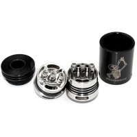 Wotofo Freakshow V1 RDA - Selbstwickelverdampfer - WeissLieferumfang:  1x Freakshow (ohne Drip Tip 510)Die Freakshow RDA-Box enthält:Verpackt in einer schaumstoffgefüllten, runden Aluminiumbox mit einem transparenten Pressfit-Deckel finden Sie folgendes enthalten:1x Freakshow RDA.Ersatz Sechskantschrauben.1x Inbusschlüssel.Ersatz-O-Ringe.Bitte beachten Sie, dass der Freakshow RDA nicht mit einem Drip Tip geliefert wird. Die obere Kappe kann mit allen Standard-510-Drip-Tips und ein Chuff Cap zu diesem RDA passen ist auch separat zu kaufen. 12584Wotofo 3,90 CHFsmoke-shop.ch3,90 CHF