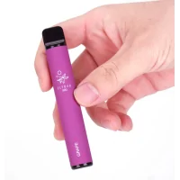 ELFBAR 800 - COLA - Disposable - 20 mgELF BAR 800- Disposable (Einweg E-Zigarette)bis zu 800 Züge möglich.GeschmacksrichtungCool Mint: Die puren und erfrischenden Kräuternoten der Minze mit einem Cooling-Effekt versetzt.Peach Ice: Der milde und saftige Fruchtgeschmack von sonnengereiften Pfirsichfrüchten mit einer eisigen Kühle abgerundet.Straweberry Ice: Köstliche Erdbeeren mit einem eisigen Abgang.Mango: Der exotische Fruchtgeschmack von saftigen Mangos.Blueberry: Der beerige Geschmack von frische, handverlesenen HeidelbeerenGrape: Die spritzigen Noten von reifen süssen Trauben.Pink Lemonade: Ein erfrischende Limonade, welche mit frischen roten Beeren verfeinert wurde.Strawberry Banana: Ein leckere Kombination aus süssen Erdbeeren und exotischen Bananen.Watermelon: Der erfrischende Fruchtgeschmack von saftigen Wassermelonen.Banana Ice: Der milde Fruchtgeschmack von reifen Bananen, die mit einer eisigen Frische versetzt.Blue Razz Lemonade: Eine leckere Limonade, welche mit blauen Himbeeren aromatisiert wurde.Cotton Candy Ice: Zuckersüsse Zuckerwatte mit einem eisigen Frische-Effekt.Strawberry Ice Cream: Eine köstliche Eiscreme mit leckerem Erdbeergeschmack.Cream Tobacco: Ein reichhaltiges Tabakaroma mit cremigen Noten.Coconut Melon: Ein tropischer Kokosnuss-Geschmack mit saftigen Melonen.Kiwi Passion Fruit Guava: Eine bunte und exotischem Mischung aus Kiwi, Passionfruit und Guaven.Cola: Der unverwechselbare Geschmack des wohl bekanntesten Kultgetränks.Lychee Ice: Saftig süsse Lychees, die mit einem eisigen Abgang ergänzt wurden.Mango Milk Ice: Eine interessante Kombination aus exotischen Mangos und cremigen Milchnoten mit einem eisigen Abgang.Energy Ice: Der typische Geschmack eines Süssgetränks, das mit Eis heruntergekühlt wurde.ELF BAR 800- Disposable (Einweg E-Zigarette) 20 mg / 2 ml Füllmenge12970Elf Bar - Disposable Pods4,60 CHFsmoke-shop.ch4,60 CHF