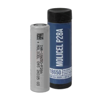 Molicel P28A 18650 Battery - 2800 mAh 25 ADie Molicel P28a 18650 Vape-Batterie ist eine Standard-Option für eine große Auswahl an Vape-Kits und Mods, die 18650-Batterien unterstützen. Mit einer Kapazität von 2800mAh und einer kontinuierlichen Entladungsrate von 25A ist sie ideal, wenn Sie eine lange Akkulaufzeit für Vaping mit hoher Wattzahl und Sub-Ohm-Kits benötigen.Wir empfehlen immer, die Kompatibilität zu überprüfen, bevor Sie einen Akku verwenden. Es lohnt sich auch, einen Blick auf unseren Leitfaden zur Batteriesicherheit zu werfen, um Tipps zur Gesunderhaltung Ihrer Batterie zu erhalten.Spezifikation:Typ: 18650 AkkuPositiver Anschluss: Flach obenUnten: Nicht-geschütztKapazität: 2800mAhMax. kontinuierlicher Entladestrom: 25ASpannung: 3.6VEntladetemperaturbereich zwischen: -10°C - 60°C13069HOHMTech - Batterien11,90 CHFsmoke-shop.ch11,90 CHF