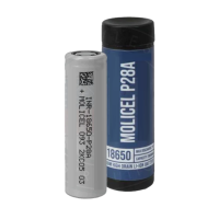 Molicel P28A 18650 Battery - 2800 mAh 25 ADie Molicel P28a 18650 Vape-Batterie ist eine Standard-Option für eine große Auswahl an Vape-Kits und Mods, die 18650-Batterien unterstützen. Mit einer Kapazität von 2800mAh und einer kontinuierlichen Entladungsrate von 25A ist sie ideal, wenn Sie eine lange Akkulaufzeit für Vaping mit hoher Wattzahl und Sub-Ohm-Kits benötigen.Wir empfehlen immer, die Kompatibilität zu überprüfen, bevor Sie einen Akku verwenden. Es lohnt sich auch, einen Blick auf unseren Leitfaden zur Batteriesicherheit zu werfen, um Tipps zur Gesunderhaltung Ihrer Batterie zu erhalten.Spezifikation:Typ: 18650 AkkuPositiver Anschluss: Flach obenUnten: Nicht-geschütztKapazität: 2800mAhMax. kontinuierlicher Entladestrom: 25ASpannung: 3.6VEntladetemperaturbereich zwischen: -10°C - 60°C13069HOHMTech - Batterien9,90 CHFsmoke-shop.ch9,90 CHF