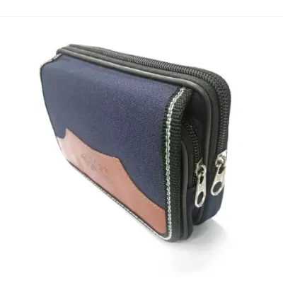 Vape Bag Tasche Accessoire vers. Farben 16.5*11*4cmLieferumfang: 1x Vape Bag AccessoiresVape Bag mit Zipper  - Die Dampfertasche ist die ideale Verstaulösung für jeden Dampfer.Die Tasche bietet auf 2 Ebenen ausreichend Platz für Akkus, Liquid, Akkuträger und viel Zubehör.Auch Modboxen finden in dieser Tasche Ihren Platz.Grösse  16.5*11*4cmFarbe: Blau oder schwarz gemäss Abbildung  13240Vapethink / Steamshark12,90 CHFsmoke-shop.ch12,90 CHF