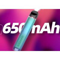 KIT IGEE A1 650MAH 2ML SMOK - USB-CKIT IGEE A1 650MAH 2ML SMOK ein Pod, der der Fantasie von Smok entsprungen ist. Er trägt den Namen Igee A1 und erfüllt alle Kriterien einer elektronischen Zigarette, die von Anfängern geschätzt wird. Er liefert eine Leistung von 14 W und ist sehr einfach zu bedienen. Der eingebaute Akku hat eine Kapazität von 650 mAh und die Kartusche mit einem eingebauten Widerstand von 0,9 Ohm hat ein Fassungsvermögen von 2 ml. Mit der Igee A1 sind süße Aromen garantiert.Inhalt:1x Box Igee A12x Igee A1 Kartusche (2ml) mit integriertem 0,9 Ohm Widerstand.1x USB Type-C Kabel1x Bedienungsanleitung13298Smoketech18,00 CHFsmoke-shop.ch18,00 CHF