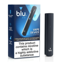 Blu 2.0 Podsystem (ohne Pod) - 400 mah - USB C (Myblu)Das Blu 2.0 Vape-Gerät ist das neueste Pod-System, das auf dem kolossalen Erfolg seines Vorgängers, dem Myblu Pod-Kit, aufbaut.Mit mehr Akkuleistung, größeren E-Liquid-Pods und der Ladetechnologie der nächsten Generation ist das Blu 2.0 Gerät perfekt für Dampfer, die Komfort und Qualität schätzen. Im Durchschnitt können Sie bis zu 25 % mehr Züge pro Pod und weniger Unterbrechungen genießen, wenn es Zeit zum Aufladen ist; dank USB-C wird Ihr Gerät schneller als je zuvor aufgeladen.Dank der neuen Keramikspule, die in jedem Pod enthalten ist. Die keramikummantelten Spulen reduzieren das Zurückspucken und die geräuschvolle Aktivierung und sorgen für ein sanfteres, reichhaltigeres und gleichmäßigeres Erlebnis.blu 2.0 Verdampfer HauptmerkmaleGerätetyp: Pod-SystemAufladen: USB-CAkku: 400mAh (intern)Magnetisches Pod-SystemHochwertige satinierte und glänzende OberflächeLED-Batterieanzeige für den StromanschlussGewicht: 20gLänge: 112mmblu 2.0 Pods separat erhältlichNicht kompatibel mit original myblu LiquidpodsUSB C Kabel (Ohne Wandadapter)13603my blu18,90 CHFsmoke-shop.ch18,90 CHF