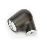 Epipe Bent 18350 Wengé Limited Edition - CréavapAnlässlich seines 10-jährigen Bestehens verwöhnt uns Créavap mit dieser limitierten Sonderedition in Zusammenarbeit mit dem Handwerker Milignum.Wenge ist ein exotisches Holz aus Afrika, das sehr langlebig ist und große ästhetische Qualitäten hat.Mechanische E-Pfeife, die mit einer 18350-Batterie funktioniert (nicht im Lieferumfang enthalten).Die Bent 18350 epipe ist kompatibel mit allen Zerstäubern mit einem maximalen Durchmesser von 22mm.Zerstäuber nicht enthalten.Für diese Sonderausgabe, eine Unterstützung und ein Stift in Wenge sind zusätzlich zu den Stem Saddle 3" enthalten.Lieferumfang: Ohne Ständer und ohne Verdampfer (Bild dient zu Illustrationszwecken) Ständer kann separat gekauft werden13812Creavap E-Pipes189,90 CHFsmoke-shop.ch189,90 CHF