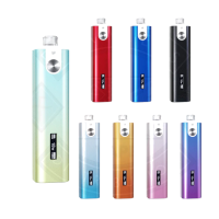 Sx Mini Vi Rod AIO Kit - Tube - mit VP Pod 0.8 ohm 1000 mahLieferumfang: SxMini Vi Rod AIO Kit - Tube - mit VP Pod 0.8 ohm 1000 mahDer SXmini VI Rod ist ein kompaktes und tragbares Vaping-Gerät, das die VI-Serie ergänzt. Sein Design ist ähnlich dem der VI Class AIO mit dem zusätzlichen Komfort der austauschbaren Hülsen und Punkt-Kompatibilität (Adapter separat erhältlich). Mit einer eingebauten 1000mAh-Batterie kann das Gerät eine maximale Leistung von 30W ausgeben, wodurch es sowohl für MTL- (Mouth-to-Lung) als auch DL- (Direct-Lung) Verdampfungsstile geeignet ist. Das Gerät ist mit einem Yihi-Chipsatz ausgestattet, der mit Buck-Boost-Anti-Dry-Hit-Schutz ausgestattet ist und ein sicheres und angenehmes Dampferlebnis gewährleistet.Der VI Rod verfügt über eine einfach zu befüllende VP-Patrone mit einer vorinstallierten Wicklung, die nicht nur auslaufsicher ist, sondern auch einen ausgezeichneten Geschmack und Dampfproduktion bietet. Die Kompatibilität des Geräts mit dem neu erschienenen VI Tank und den VI Coils (separat erhältlich) macht es noch vielseitiger und ermöglicht es dem Dampfer, sein Dampferlebnis an seine individuellen Vorlieben anzupassen. Der SXmini VI Rod ist eine großartige Wahl für Dampfer, die ein kompaktes und tragbares Gerät mit exzellenten Funktionen suchen, was ihn zu einer idealen Option für alle macht, die immer unterwegs sind. 1x SXmini VI Stab1x VP Pod 0.8ohm mit vorinstallierter Spirale1x Typ-C USB-Kabel1x Benutzerhandbuch1x Drip Tip (mit Schraubscharnier)1x GarantiekarteModes:  Wattage und Pure Mode (ohne Temp Control)13890SX mini (YIHI Chip)28,80 CHFsmoke-shop.ch28,80 CHF