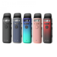 Kit Pod Vinci 3 1800mAh - Voopoo - USB-C - vers. FarbenDie Vinci-Familie wächst mit der Ankunft des Vinci 3!Eingebauter 1800mAh-Akku, der über USB-C geladen wird.Maximale Leistung von 50 Watt.Äußerst präzises und effizientes "Mobius"-Luftstromsystem, daszwischen MTL- und DL-Zug zu wechseln.Chipsatz mit intelligentem Pod-Temperaturmanagement.Aktivierung durch Ziehen oder Drücken der Taste.Informativer Bildschirm mit allen notwendigen Informationen.Kartusche mit einem Fassungsvermögen von 4 ml, die durch Abnehmen des Tropfstutzens aufgeladen werden kann.Kompatibel mit allen PnP Serie Spulen.13925Voopoo18,00 CHFsmoke-shop.ch18,00 CHF