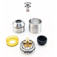 Deathwish Modz ReGenesis RDA - vers. Farben - SelbstwickelverdampferDeathwish Modz ReGenesis RDA - Blade Grey - SelbstwickelverdampferDie Deathwish ReGenesis RDA von Deathwish Modz verfügt über ein einzigartiges 2 Post-Design mit Inverted crucifix Beiträge, die nicht nur gut aussehen, sondern auch einen funktionalen Zweck dienen. Diese Pfosten sorgen für eine konsistente Dochtwirkung, indem sie den Saftfluss auf die Baumwolle lenken. Der RDA hat auch Squonk-Ports an der Basis für die Verwendung im Squonk-Modus mit dem mitgelieferten Squonk-Pin. Eine perfekte Ergänzung für die ReGenesis mech mod.Die Deathwish ReGenesis RDA ist 28mm und kann Spule baut mit bis zu 4mm ID Coils, so dass Sie viel Platz, um mit verschiedenen Builds für maximalen Geschmack und Dampfproduktion zu experimentieren. Die erhöhten Pfosten sitzen auf einer einzigartigen Kuppel mit einem Graben, der einen erhöhten Saftfluss ermöglicht, so dass Ihre Baumwolle getränkt bleibt und die gefürchteten trockenen Treffer minimiert werden. Mit der einstellbaren gestuften und gerichteten Luftströmung können Sie Ihren Aiflow perfekt ausrichten und fixieren! Dies gibt Ihnen eine optimale Luftströmung für Ihre bevorzugte vape. Der ReGenesis RDA kommt auch mit einem abnehmbaren Ultem-Kondensator, der die Kammergröße reduziert, ohne den Luftstrom zu beeinträchtigen. Dies sorgt für eine hervorragende Geschmacksproduktion und in Kombination mit den Airflow-Optionen können Sie die Feinabstimmung der RDA, um genau, wie Sie benötigen, durchzuführen.14082Deathwish Modz55,90 CHFsmoke-shop.ch55,90 CHF