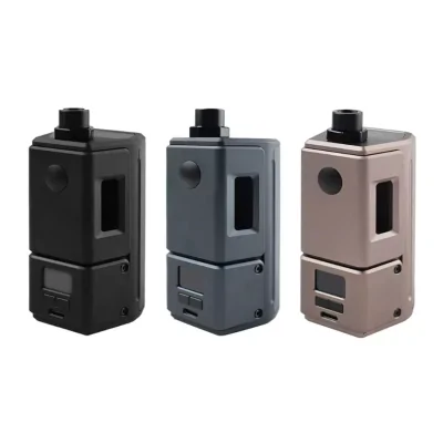 Kit Ethos Boro + Ethos Boro Tank - Across Vape x Dovpo (Boro Box) 2x 18650Der Ethos ist ein Mod mit unglaublicher Leistung, der alle Nutzer von Boro-Tanks zufriedenstellen wird.Arbeitet mit zwei 18650 Batterien (nicht enthalten) und lädt über USB-C.Maximale Leistung von 100 Watt.Phänomenale Kapazität von 7ml.Refill von der Vorderseite des Tanks.Kompatibel mit AVC Coils (0.3, 0.6, 0.8ohm) von Across Vape sowie PnP und GTX Coils.Die Möglichkeit, ein RBA-Deck mit dem Ethos-Tank zu verwenden.Schönes informatives 0,49" OLED-Display.14206DOVPO124,90 CHFsmoke-shop.ch124,90 CHF Kit Ethos Boro + Ethos Boro Tank - Across Vape x Dovpo (Boro Box) 2x 18650Der Ethos ist ein Mod mit unglaublicher Leistung, der alle Nutzer von Boro-Tanks zufriedenstellen wird.Arbeitet mit zwei 18650 Batterien (nicht enthalten) und lädt über USB-C.Maximale Leistung von 100 Watt.Phänomenale Kapazität von 7ml.Refill von der Vorderseite des Tanks.Kompatibel mit AVC Coils (0.3, 0.6, 0.8ohm) von Across Vape sowie PnP und GTX Coils.Die Möglichkeit, ein RBA-Deck mit dem Ethos-Tank zu verwenden.Schönes informatives 0,49" OLED-Display.14206DOVPO124,90 CHFsmoke-shop.ch124,90 CHF