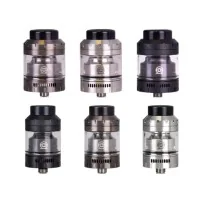 Vaperz Cloud Osiris RTA 30 mm (Selbstwickelverdampfer) - SilberLieferumfang:Vaperz Cloud Osiris RTA 30 mm (Selbstwickelverdampfer)Die Osiris RTA ist die neueste Dual Coil 25mm (Mini) oder 30mm RTA, um die Vaperz Cloud Linie von Hardware beitreten! Das Deck bringt vier 2,5 mm x 2,0 mm einzelne Pfostenlöcher für einfache Spule Installation mit vier inidividual Docht Ports für hohe Wattzahl vaping! Mit der Einführung der ''Full Flow'' Saftflusskontrolle gibt der Osiris dem Benutzer die Möglichkeit, den Saftfluss individuell zu steuern, indem er das Deck mit dem inneren Barrel verriegelt und so den vollen Bewegungsspielraum beim Schließen des Saftflusses hat, ohne dass die Gefahr besteht, dass er sich löst. Dies ist perfekt für Reisezwecke oder für die Anpassung des Dochtstroms je nach Wattzahl oder Flüssigkeit, die Sie verwenden. Mit seiner einzigartigen Bottom-Shoot-Luftströmung verfehlt der Osiris seine Wirkung nicht, sowohl was den Geschmack als auch die Dampfproduktion angeht. Wenn Sie für hohe Wattleistung Wolken oder intesnse mittleren Wattleistung Geschmack suchen - die Osiris ist die RTA für Sie!SPEZIFIKATIONEN30mm Außendurchmesser oder 25mm Außendurchmesser (Mini)36,75mm Höhe oder 35,5mm Höhe (Mini)Quick Release Top Cap - Vierteldrehung ein/ausPostless Dual Coil Build DeckShoot-System Luftstrom von untenFull Flow"-Verriegelungssystem Saftkontrolle22-Loch oder 18-Loch (Mini) geschlitzter, diffuser Luftstromeinlass14233Vaperz Cloud55,00&nbsp;CHFsmoke-shop.ch55,00&nbsp;CHF