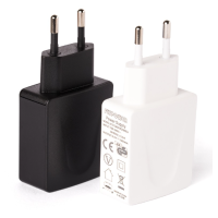 Enerpower-10W-B USB 5V Flypower Netzteil 2A - WandadapterDer qualitativ hochwertige Netzstecker Enerpower EP-10W-B bietet eine Leistung von 5V mit 10W und dient als Stromversorgung oder zum Laden von Endgeräten aller Art über einen Standard-USB-Anschluss.Mit einem maximalen Ausgangsstrom von maximal 2A gehört dieses Steckernetzteil zu den stärkeren seiner Zunft und verhilft, bei Geräten die einen solchen Eingangsstrom unterstützen, zu einer sehr schnellen Ladung.Technische DatenEingangsspannung100-240 Volt 50/60 HzEingangsstrommax. 0,35 AAusgang - Ladespannung5 Volt DC (+5%)Ausgang - Ladestrommax. 2A / Schutz bei &lt; 2,8AModell-BezeichnungPS10A050K2000EUStandardsIEC 60950-1: 2005 (Second Edition) + A1: 2009EN 55022: 2010 + AC: 2011EN 61000-3-2: 2006 + A1: 2009 + A2:2009EN 61000-3-3: 2008EN 55024: 2010Lieferumfang1xEP-10W-B USB Netztstecker 2A Das Produkt dient zur Stromversorgung oder zum Laden von Endgeräten über einen Standard-USB-Anschluss. Die Stromaufnahme des angeschlossenen Verbrauchers darf den Ausgangsstrom des Netzteils (10W) nicht überschreiten.Enerpower EP-10W-B Akku Netzteil Ladegerät Netzstecker mit USB-AusgangFür alle Geräte, die per USB geladen werden können (Smartphone, MP3-Player, Tablets, Ladegeräte usw.)13131Efest2,90 CHFsmoke-shop.ch2,90 CHF