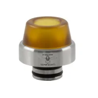 Vapor Giant v6S - DripTip -510- 16.5 mm vers. FarbenLieferumfang: Vapor Giant v6S - DripTip -510- 11 mmDas Original DripTip des Vapor Giant v6 S kann auch separat erworben werden. Das v6 S DripTip ist aus Edelstahl gefertigt und das Mundstück aus PEI, was ein angenehmes Lippengefühl vermittelt. Es hat einen 510er Anschluss mit zwei O-Ringen.Der Außendurchmesser über dem 510er-Anschluss beträgt 16,15 mm - das ist die breiteste Stelle am DripTip. Der Innendurchmesser beträgt 5,3 mm und nimmt nach oben hin leicht auf 6,8 mm zu. Neben dem DripTip sind zwei weitere O-Ringe im Lieferumfang enthalten.Material: Edelstahl und POM PolyoxymethylenFarbe: PEI oder Black PEIDer Dampf wird durch die länge etwas abgekühlt ! für alle die es etwas kühler mögen DTL tauglich mit 2 Oringen für einen festen Haltpassend auf alle 510 Drip Tip 14490Vapor Giant19,90 CHFsmoke-shop.ch19,90 CHF
