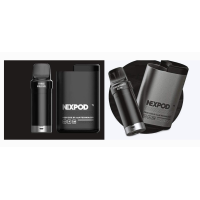 Wotofo nexPod Starterkit - 20mg Nikotinsalz (USB-C Aufladbar)Der Akku des nexPod ist aus einer Aluminiumlegierung gefertigt. Die Oberfläche des nexPod ist aus eloxiertem Aluminium gefertigt, was kleine Kratzer auf der Oberfläche verhindert. Da die Oberfläche von nexPod aus eloxiertem Aluminium besteht, müssen Sie sich keine Sorgen machen, dass die Farbe abblättert. Die Batteriekapazität beträgt 650 mAh, und die hochwertige Batterie des nexPod kann mehr als 400 Mal aufgeladen werden.Du liebst nexPod, möchtest ihn aber bunter haben? Wir haben 4 optionale Farben für Sie zur Auswahl: schwarz, silber, blau und rosarot. Suchen Sie sich eine Farbe aus und passen Sie sie noch heute zu Ihrem Outfit und Ihrer Stimmung.Der hochgelobte nexChip von Wotofo wird in der Batterie des nexPod verwendet. Er bietet Schutz vor Kurzschluss, Überladung, Überentladung, Überspannungsschutz und so weiter.14548Wotofo 18,90 CHFsmoke-shop.ch18,90 CHF