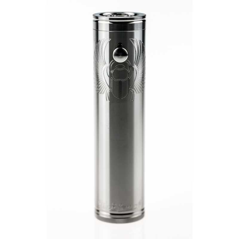 Taifun Skarabäus Pro Tube (23 mm) 18650 -Silber von SmokerStore...Lieferumfang: 1x Taifun Skarabäus Pro Tube (23 mm) 21700 -Silber von SmokerStore...Farbauswahl: Silber HerstellerTaifunHerkunftDeutschlandBatteriegrösse1x 18650DisplayKein DisplayModiMech ModusGravur/ LaserungLogoVerdampferprofil≤ 23 mmLänge93.0 mmDurchmesser (mm)23.0Der Skarabäus Pro in der 2019er Version entspricht nur von der optischen Erscheinung dem grossen Bruder, dem Skarabäus Pro Max.Er besteht nun aus einer tiefengravierten Einzelhülse für separat erhältliche 18650er AkkusDieser Akkuträger zeichnet sich durch seine relativ einfache Bedienung aus, der die üblichen Nachteile eines mechanischen Einschalttasters, wie er üblicherweise in einem ungeregelten mechanischen Akkuträger vorkommt, ausschliesst.Der relativ hohe Einschaltwiderstand und erhöhter Verschleiss des Tasters bei grösseren Strömen wird in unserem Gerät eliminiert.Durch eine patentierte Neuentwicklung unseres magnetisch-optischen Tasters, kurz „Magento“, ist es uns gelungen, einen Taster zu entwickeln, der keinem Verschleiss unterliegt und dem Feuchtigkeit KEINEN Schaden zufügen kann. Der Taifun Skarabäus Pro ist ein Akkuträger der Extraklasse, wunderschön und qualitativ hochwertig verarbeitet. 15543Taifun Smokerstore169,90 CHFsmoke-shop.ch169,90 CHF