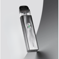 Vaporesso XROS 4 Mini - Pod Kit - Pod Starterkit USB -CXROS, ein sehr berühmter Name in der Welt der Pods. Vaporesso bietet uns hier eine vierte Iteration geringe Größe und sein außergewöhnliches Design.Eingebauter 1000mAh Akku, der über USB-C geladen wird.3 wählbare Leistungsmodi.Patronen mit einer Kapazität von 3ml und Füllung von oben durch Lösen der Tropfspitze.Mesh-Spule in der Patrone integriert.Kompatibel mit allen XROS Serie Patronen.Präzise einstellbare Luftströmung.15561Vaporesso29,90 CHFsmoke-shop.ch29,90 CHF