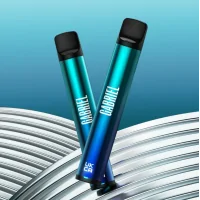 Uwell GABRIEL DF600 Pod System + 1 Pod - 600 Puffs (USB-C - Aufladbar)Uwell Gabriel DF600 Einweg Vape EINLEITUNGUwell Gabriel BH600 Disposable Vape hat eine 1.2ohm Heizspirale, die glatten und geschmackvollen Dampf mit 600 Zügen pro Vape gibt. Die 20mg Nikotinstärke sorgt für einen befriedigenden Zug. Mit einer Kapazität von 2 ml können Sie lange dampfen. Außerdem wird der 400mAh-Akku durch die Typ-C-Ladung schnell wieder aufgeladen. Gefertigt aus Edelstahl und PC-Materialien, ist es stark und stilvoll. Das fließende Licht Design fügt Spaß zu Ihrem vaping. Auch die abnehmbare Pod-Design macht es einfach zu ersetzen und zu pflegen. Ich glaube, dass mit seiner hervorragenden Qualität und Leistung, wird es Sie glücklich machen. Genießen Sie Ihr Dampfen mit Uwell Gabriel BH600 Disposable Vape!15610Uwell 6,90 CHFsmoke-shop.ch6,90 CHF