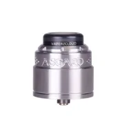 Asgard 2 - RDA - Vaperz Cloud - Selbstwickelverdampfer - Electric BlueMythisch, legendär und einfach unverzichtbar: Der Asgard kommt mit dieser Version 2 zurück, die den Spaß am Dampfen auf einem Dripper maximiert.Postless Dual-Coil-Platte, die massive Montagen ermöglicht.Riesige Wanne, die bis zu 8,5 ml Flüssigkeit aufnehmen kann (je nach der Menge der verwendeten Watte).Quick-Release-System für den BF-Pin.Einstellbare doppelte Airflow mit Wabenstruktur.Kammer- und Airflow-Reduzierer aus Ultem für eine außergewöhnliche Geschmackswiedergabe.Massiver Durchmesser von 28mm (30mm mit Beauty Ring).Mit Gold überzogenes Postpositiv.Kompatibel mit allen 810 Drip Tips.15881Vaperz Cloud52,00&nbsp;CHFsmoke-shop.ch52,00&nbsp;CHF