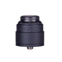Asgard 2 - RDA - Vaperz Cloud - Selbstwickelverdampfer - Neue FarbenMythisch, legendär und einfach unverzichtbar: Der Asgard kommt mit dieser Version 2 zurück, die den Spaß am Dampfen auf einem Dripper maximiert.Postless Dual-Coil-Platte, die massive Montagen ermöglicht.Riesige Wanne, die bis zu 8,5 ml Flüssigkeit aufnehmen kann (je nach der Menge der verwendeten Watte).Quick-Release-System für den BF-Pin.Einstellbare doppelte Airflow mit Wabenstruktur.Kammer- und Airflow-Reduzierer aus Ultem für eine außergewöhnliche Geschmackswiedergabe.Massiver Durchmesser von 28mm (30mm mit Beauty Ring).Mit Gold überzogenes Postpositiv.Kompatibel mit allen 810 Drip Tips.15881Vaperz Cloud52,00 CHFsmoke-shop.ch52,00 CHF