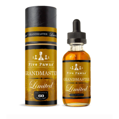 Five Pawns - Grandmaster Reserve - Limited - 50ml 0mg ShortfillWir präsentieren Grandmaster Limited von Five Pawns - ein wirklich außergewöhnliches E-Liquid, das Sie auf eine luxuriöse Reise durch den Geschmack mitnimmt.Diese Premium-Mischung baut auf dem geliebten Original-Grandmaster-Profil von reifer Banane, reicher Erdnussbutter und weicher Vanille auf und fügt einen raffinierten Twist hinzu. Die warmen, opulenten Noten von Vanillecognac verleihen dieser raffinierten Mischung den klassischen Geschmacksrichtungen eine elegante Tiefe. Der samtige Vanillepudding fügt eine üppige Schicht von Cremigkeit hinzu und schafft ein perfekt ausgewogenes und genussvolles Dampferlebnis.Grandmaster Limited wurde für diejenigen entwickelt, die die Kunst des Geschmacks zu schätzen wissen, und bietet eine einzigartige Mischung aus bekannten Favoriten und luxuriösen neuen Noten. Genießen Sie jeden Zug dieser meisterhaften Kreation und tauchen Sie ein in eine Welt des raffinierten Genusses.50PG/50VG-MischungHersteller Five PawnsSortiment OriginalLand USAGeschmack : Gourmet, Banane , Erdnusbbutter VanillaPG/VG-Verhältnis 50/50 BlendVerpackung 50ml GlasflascheFüllmenge: 50ml16253Five Pawns Signature vapor Liquids California29,90 CHFsmoke-shop.ch29,90 CHF