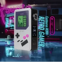 Mod Centaurus M200 Retro Gamer 10th (3000pcs) Limited Edition - Lost VapeEine ganz besondere Version der Centaurus M200, die für alle Retro-Gaming-Fans gemacht ist!Eine Leistung von maximal 200 Watt, die über ein Rädchen am Schalter eingestellt werden kann.Funktioniert mit zwei 18650-Akkus (nicht enthalten).Chipsatz: Quest 2.0.Die Türen sind austauschbar.Schnellladung über USB Typ-C.16306Lost Vape55,90 CHFsmoke-shop.ch55,90 CHF