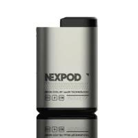 Wotofo nexPod Batterie (ohne Kartusche) 650 mAh Wiederaufladbar USB-CDer Akku des nexPod ist aus einer Aluminiumlegierung gefertigt. Die Oberfläche des nexPod ist aus eloxiertem Aluminium gefertigt, was kleine Kratzer auf der Oberfläche verhindert. Da die Oberfläche von nexPod aus eloxiertem Aluminium besteht, müssen Sie sich keine Sorgen machen, dass die Farbe abblättert. Die Batteriekapazität beträgt 650 mAh, und die hochwertige Batterie des nexPod kann mehr als 500 Mal aufgeladen werden.Du liebst nexPod, möchtest ihn aber bunter haben? Wir haben 4 optionale Farben für Sie zur Auswahl: schwarz, silber, blau und rosarot. Suchen Sie sich eine Farbe aus und passen Sie sie noch heute zu Ihrem Outfit und Ihrer Stimmung.Der hochgelobte nexChip von Wotofo wird in der Batterie des nexPod verwendet. Er bietet Schutz vor Kurzschluss, Überladung, Überentladung, Überspannungsschutz und so weiter.14546Wotofo 6,90&nbsp;CHFsmoke-shop.ch6,90&nbsp;CHF