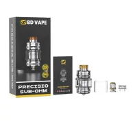 Precisio Blaster - Sub-Ohm - BD Vape - (FertigCoil-Verdampfer) 30mm vers. FarbenBD Vape, der Schöpfer der sehr berühmten Precisio RTA, MTL RTA und GT, macht mit dem Precisio Sub-Ohm weiter, der in seiner DL-Ausführung einfach beispielhaft ist.Fassungsvermögen 4.5ml (pyrex bubble) oder 2ml (pyrex straight).Einfache und saubere Top-Fill-Füllung durch Vierteldrehung.Präzise einstellbare Top-Airflow, perfekt für DL-Züge.Mesh-Widerstände mit ausgezeichneter Geschmackswiedergabe (0,15ohm: 60-65W und 0,30ohm: 45-50W).Plug-and-Vape-System zum Auswechseln der Widerstände.Auswechselbares Drip Tip 810.Robuste Konstruktion aus Edelstahl.Blaster Version 16431BD Vape49,90 CHFsmoke-shop.ch49,90 CHF