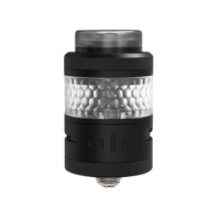 Nitrous RTA - 24 mm Damn Vape - (Selbstwickelverdampfer)Der Nitrous 24 mm RTA von Damn Vape, der in Zusammenarbeit mit Koko Sarang entworfen wurde, vereint Eleganz, Vielseitigkeit und Leistung für anspruchsvolle Dampfer.Postless Single/Dual Coil Tray ermöglicht eine einfache Installation der Coils.Einfache und saubere Befüllung von oben.Airflow einstellbar über Ring oder Reduzierstück, perfekt für RDL- bis DL-Züge.Juice Flow Control verhindert einen Luftdruckabfall beim Öffnen des Topcaps.Drip Tip 810 und Pyrex aus PCTG, was eine hervorragende Haltbarkeit bietet.Flush mit Mods mit einem maximalen Durchmesser von 24 mm.16748Damn Vape - RDA48,00 CHFsmoke-shop.ch48,00 CHF
