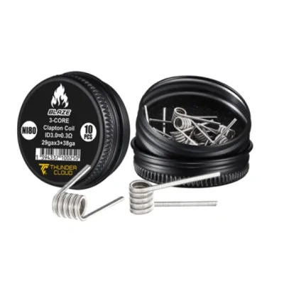 Fused Clapton Coils Ni80 0.30 Ohm (10pcs) - Blaze - Thunder Cloud x Mike VapesFused Clapton Coils Ni80 0.30 Ohm (10pcs) - Thunder Cloud x Mike VapesVormontierte Ni80-Coils, die perfekt für den Blaze Solo 2 RTA geeignet sind.3-Core Clapton: 29G×3+38G.5 Umdrehungen auf einer 3.0mmØ Achse.Wert von 0.30Ω bei Single Coil.Verkauft in Schachteln mit 10Stk.16820Thunder Cloud x EL MONO VAPEADO R11,90 CHFsmoke-shop.ch11,90 CHF
